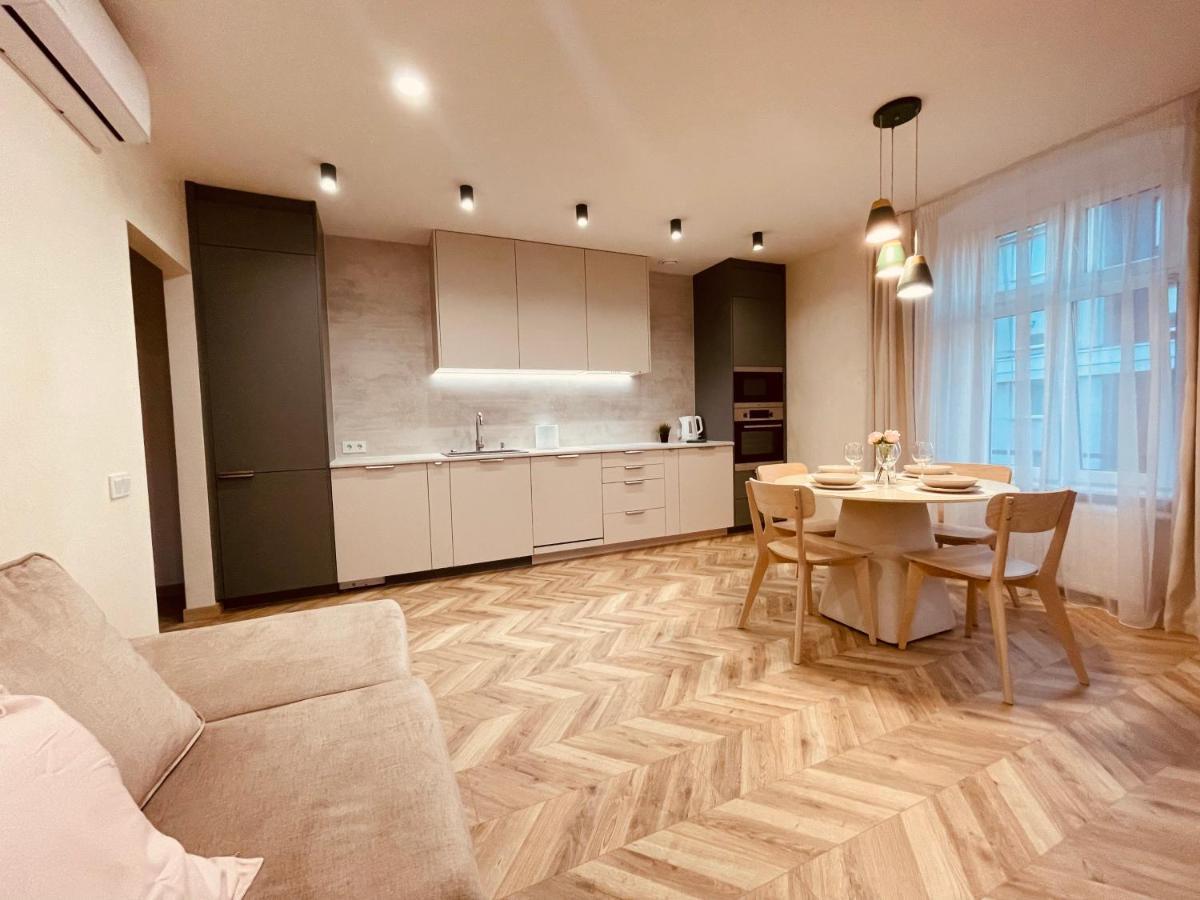 Kobiela Apartments Family Delux Ktw City Center Katovice Exteriér fotografie