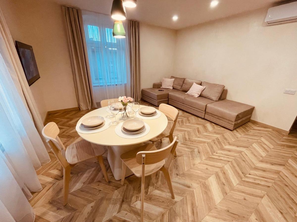 Kobiela Apartments Family Delux Ktw City Center Katovice Exteriér fotografie